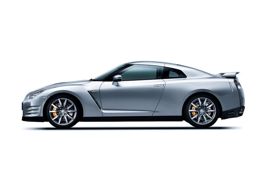 New nissan gt-r revealed #3