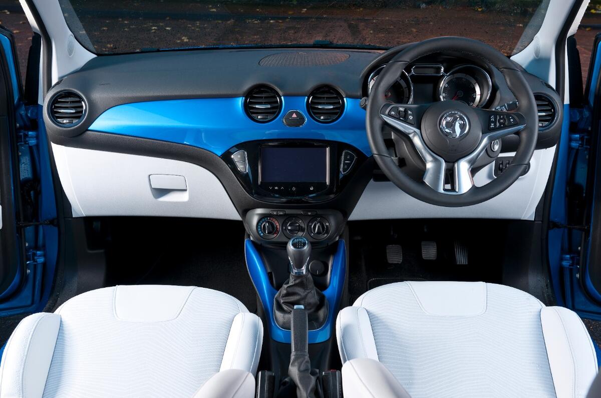 Adam Glam Car: Prepare For The Interior, Seriously! - lw34k2t