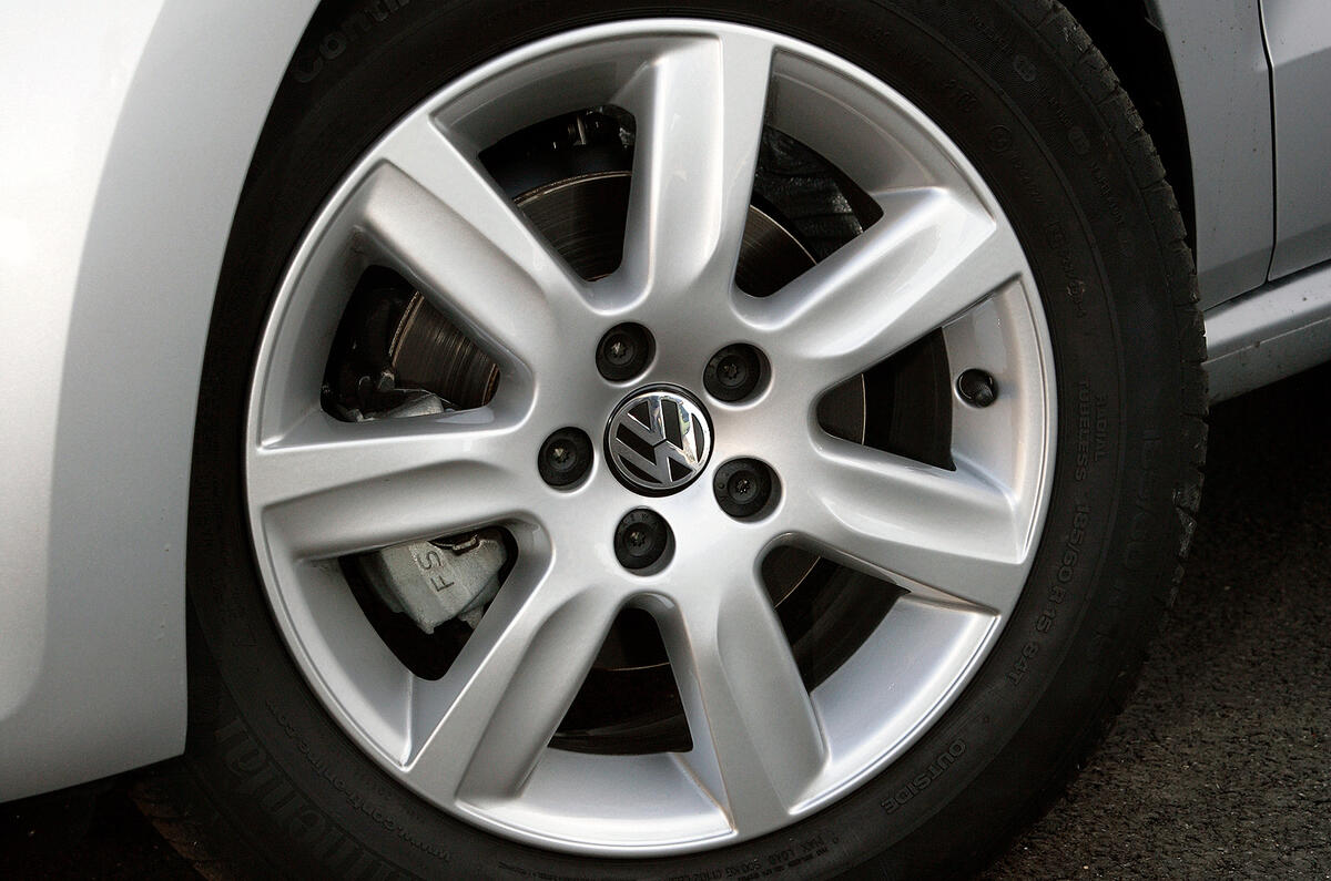 Volkswagen Polo Review (2016) Autocar