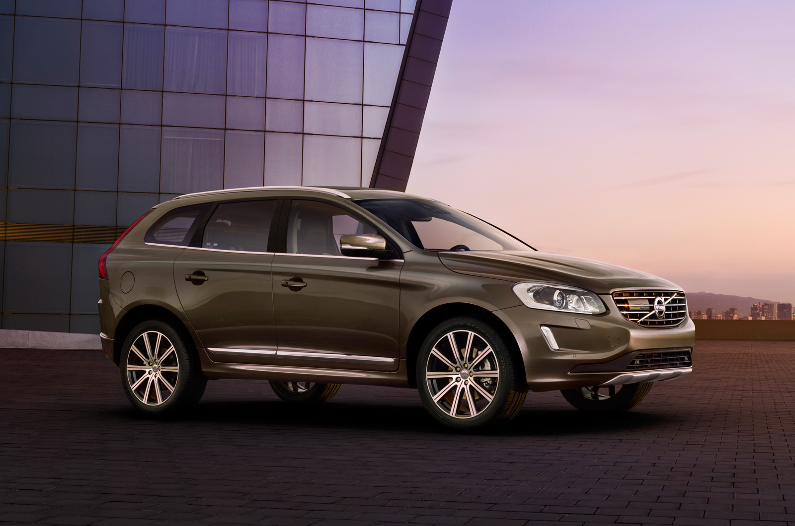 volvo-xc90.jpg