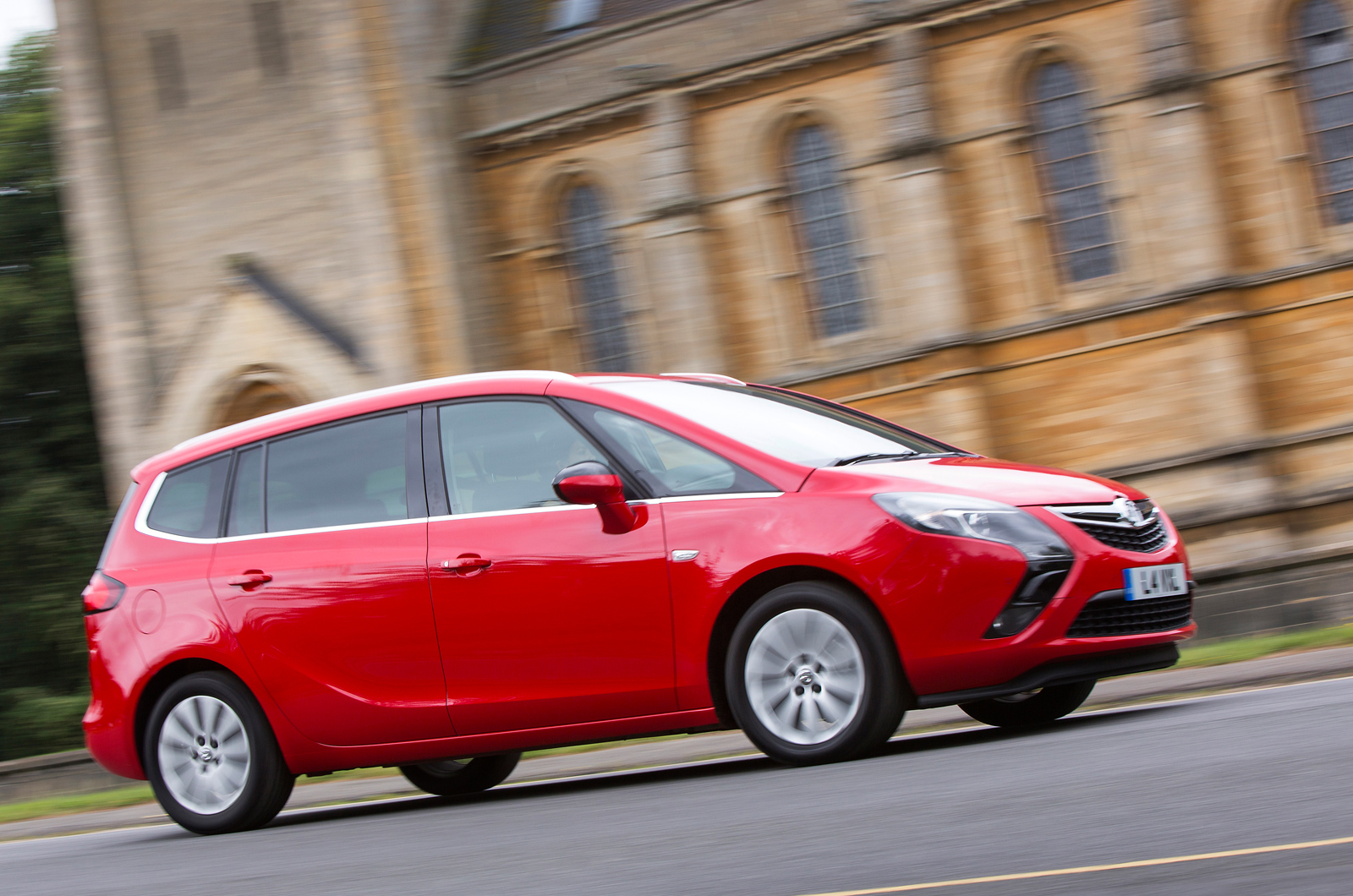 Vauxhall Zafira Tourer 1.6 CDTi diesel SE first drive
