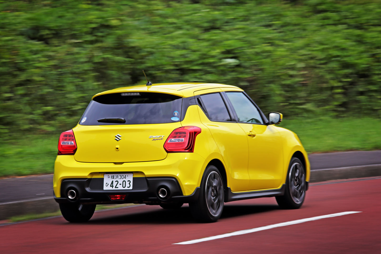 Suzuji Swift Sport Japan-spec review rear