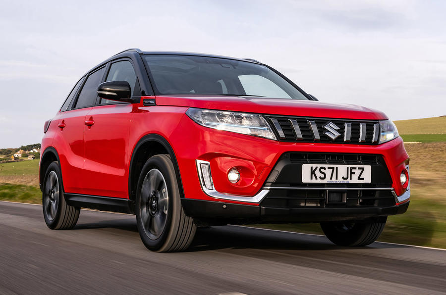 https://images.cdn.autocar.co.uk/Suzuki Vitara driving – front quarter