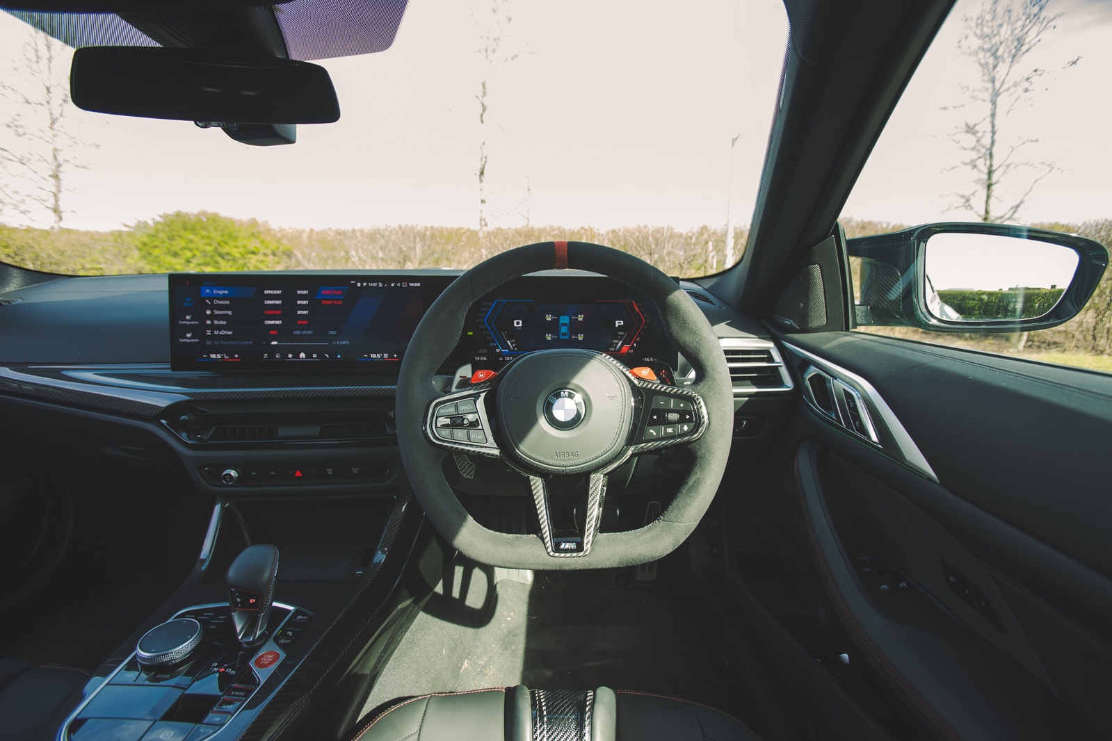 11 BMW M4 CS 2025 review interior
