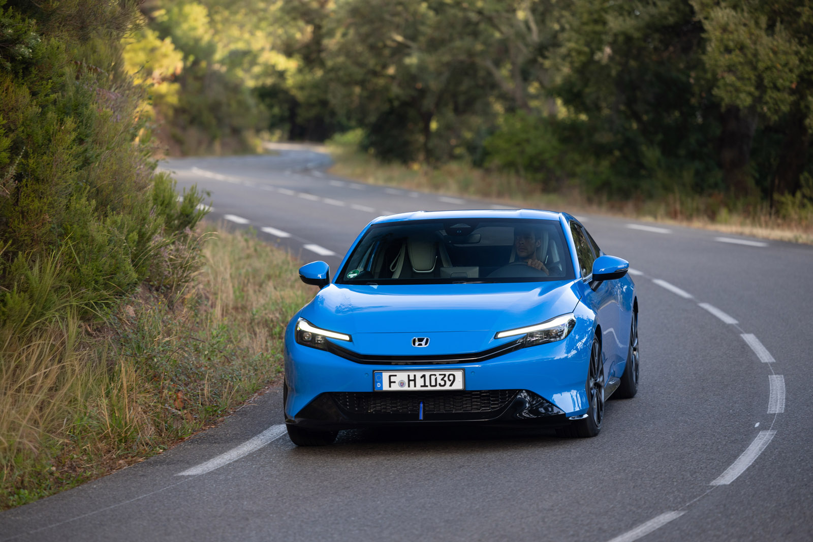 13 Honda Prelude 2025 Autocar review front cornering