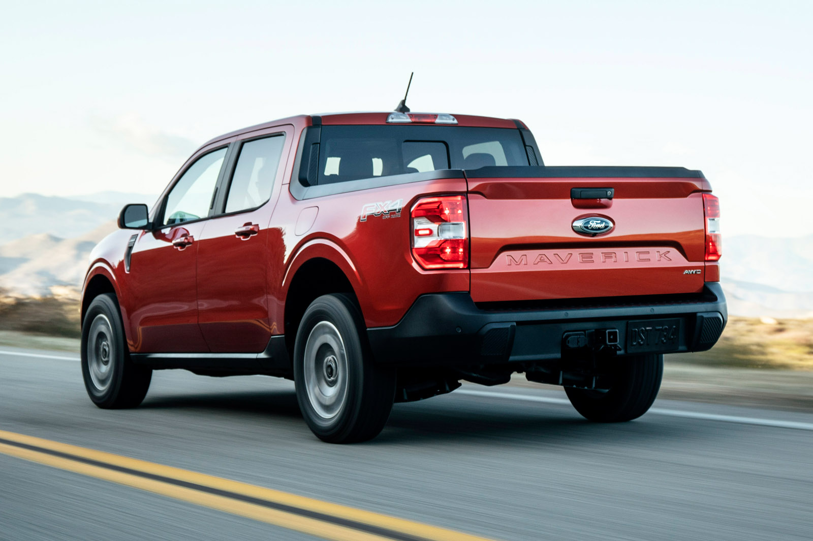 2 Ford Maverick 2L EcoBoost 2022 review tracking rear