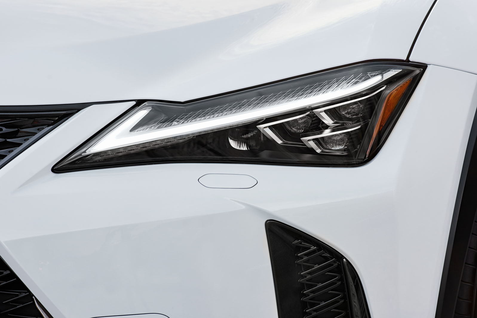 Lexus UX 2019 road test review - headlights