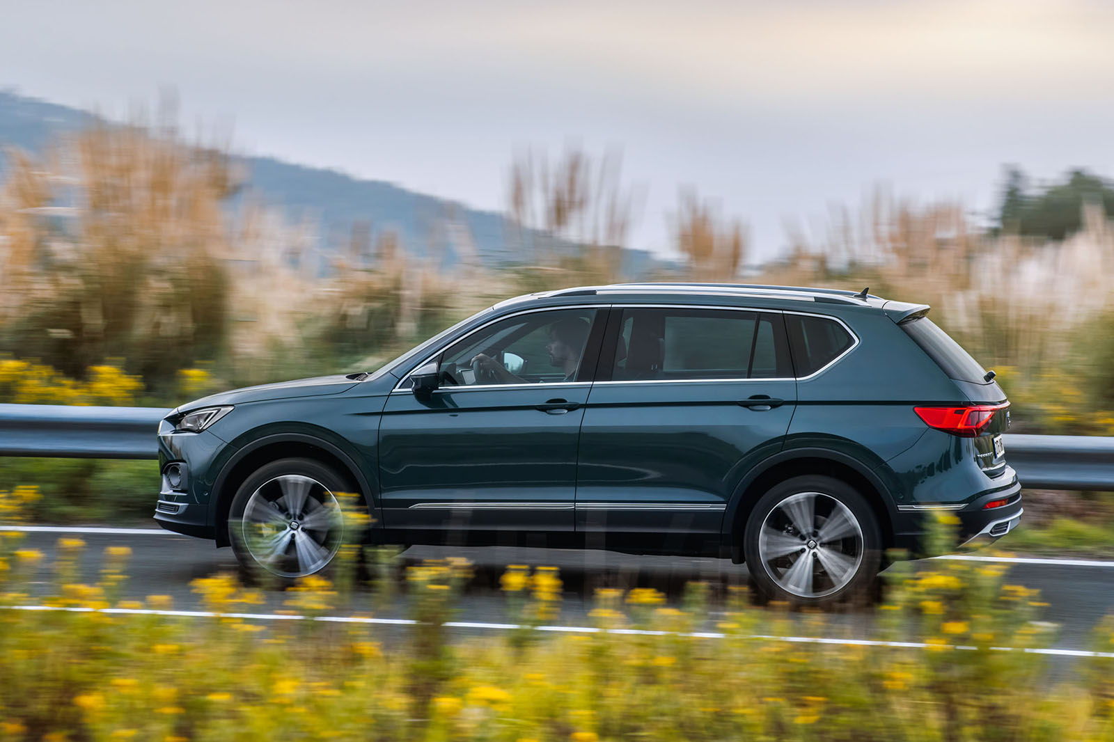 Seat Tarraco 2018 review - hero side