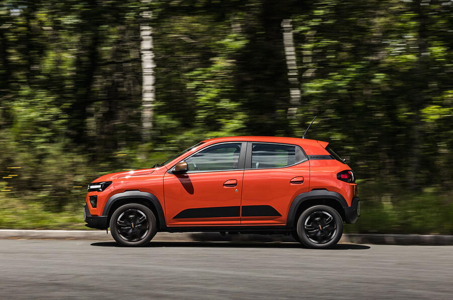 https://images.cdn.autocar.co.uk/Cheapest cars Dacia Spring
