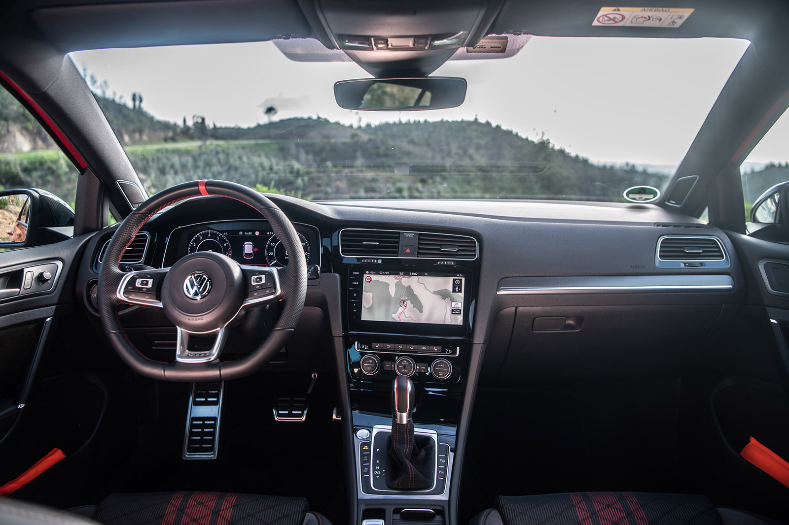 Volkswagen Golf GTI TCR 2019 road test review - cabin