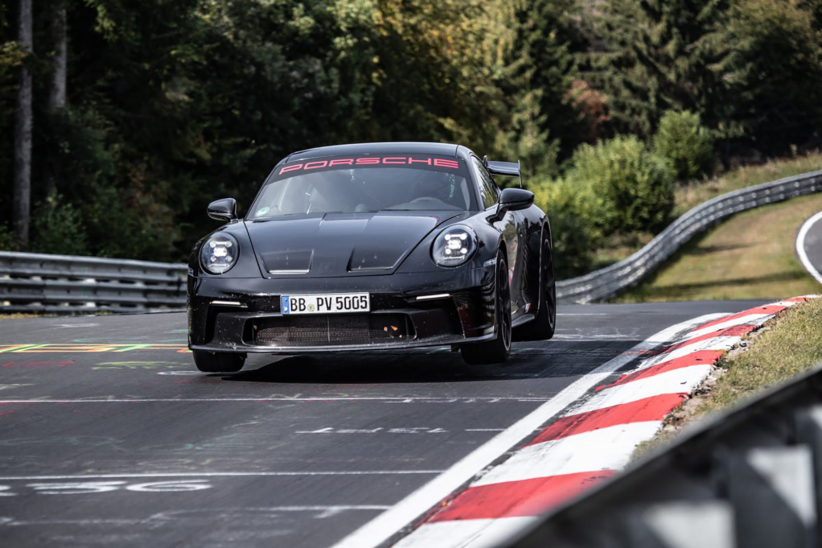 https://images.cdn.autocar.co.uk/Porsche 911 GT3 nurburgring record