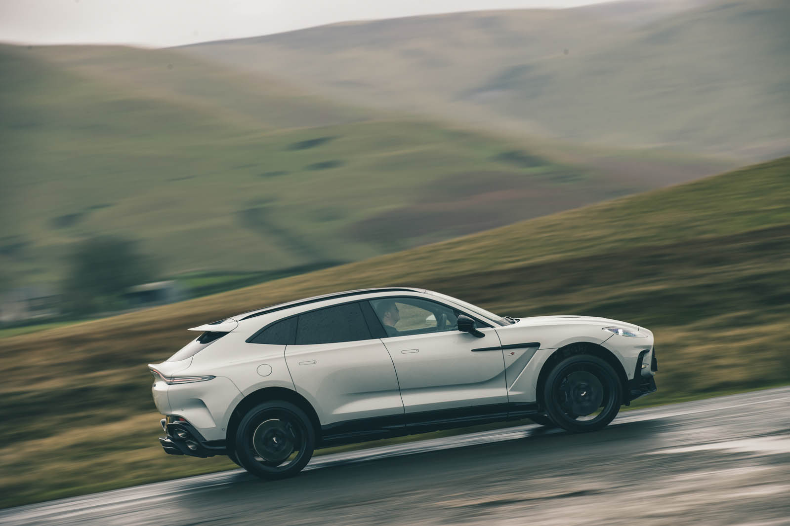 Aston Martin DBX S 2025 review 002 Aston Martin DBX S 2025 review 002