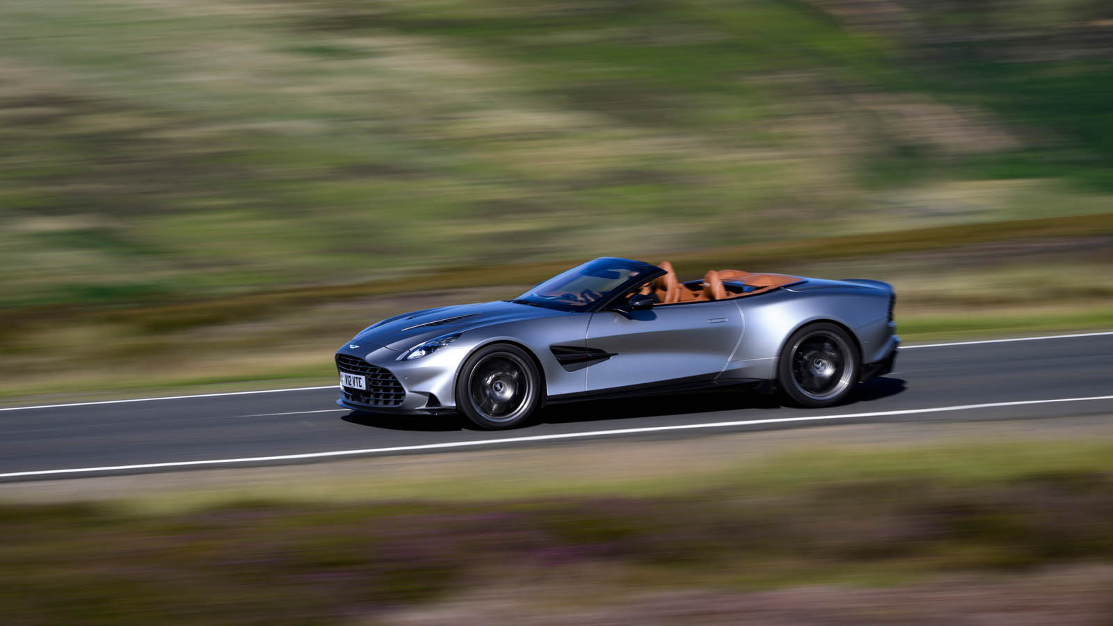Aston Martin Vanquish Volante review 2025 024
