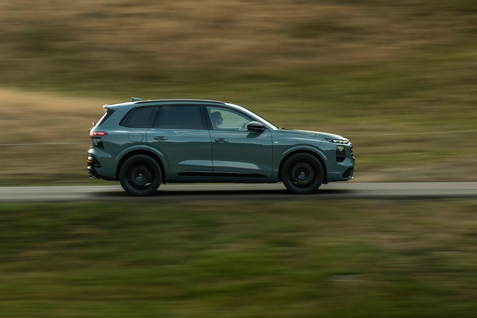 Audi Q7 2026 002