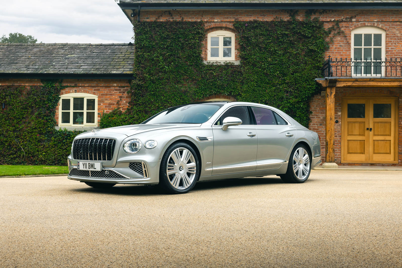 Bentley Flying Spur hybrid review 2025 08