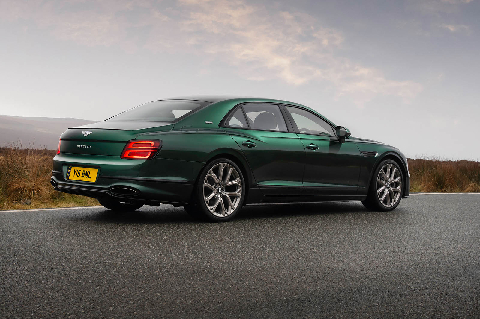 bentley flying spur review 2024 020