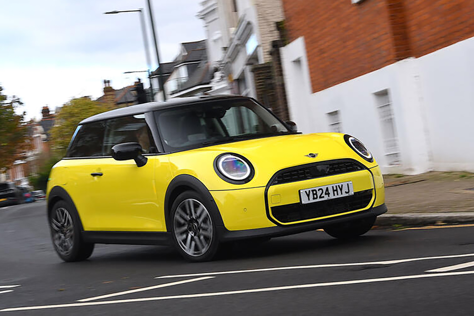 https://images.cdn.autocar.co.uk/