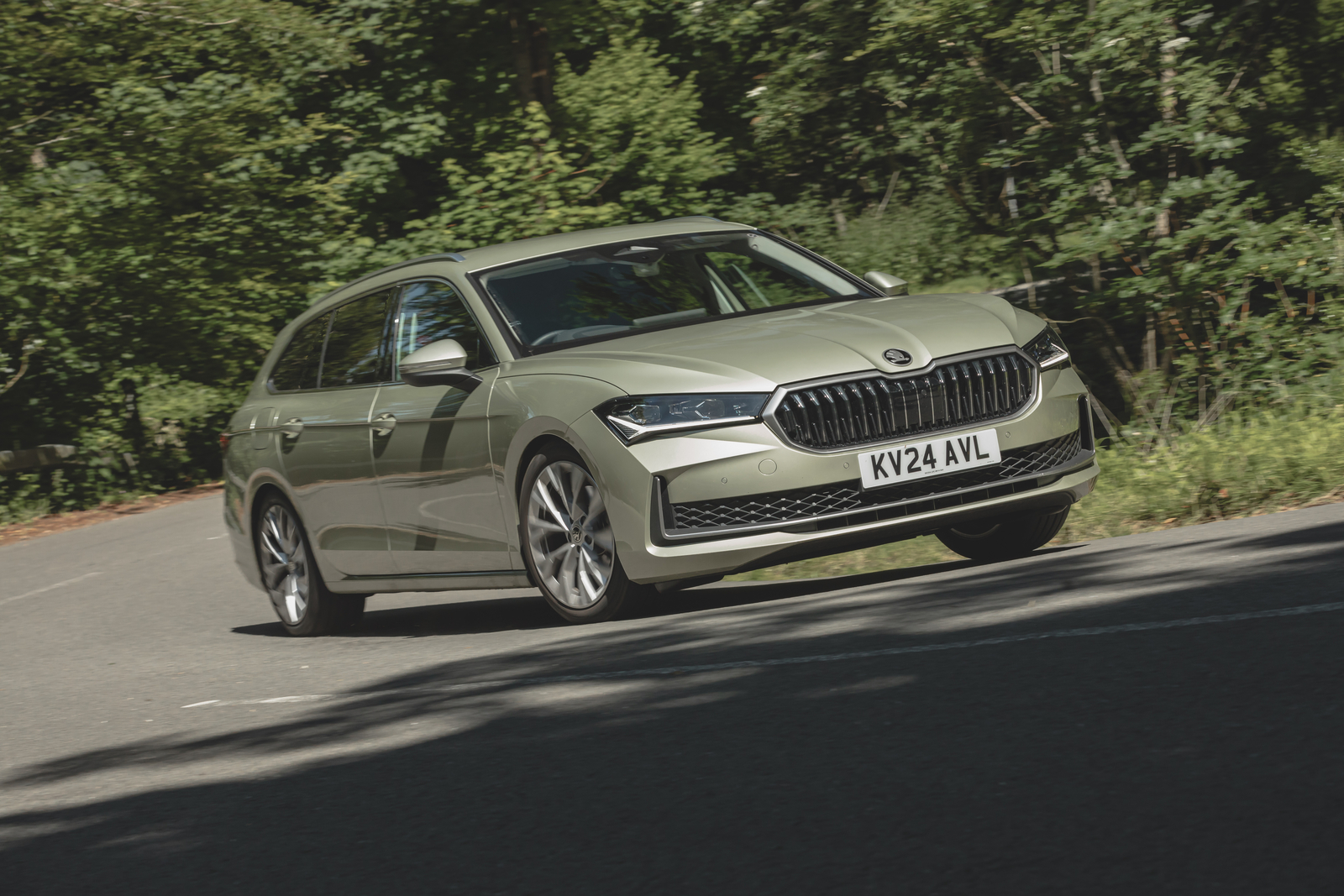 https://images.cdn.autocar.co.uk/