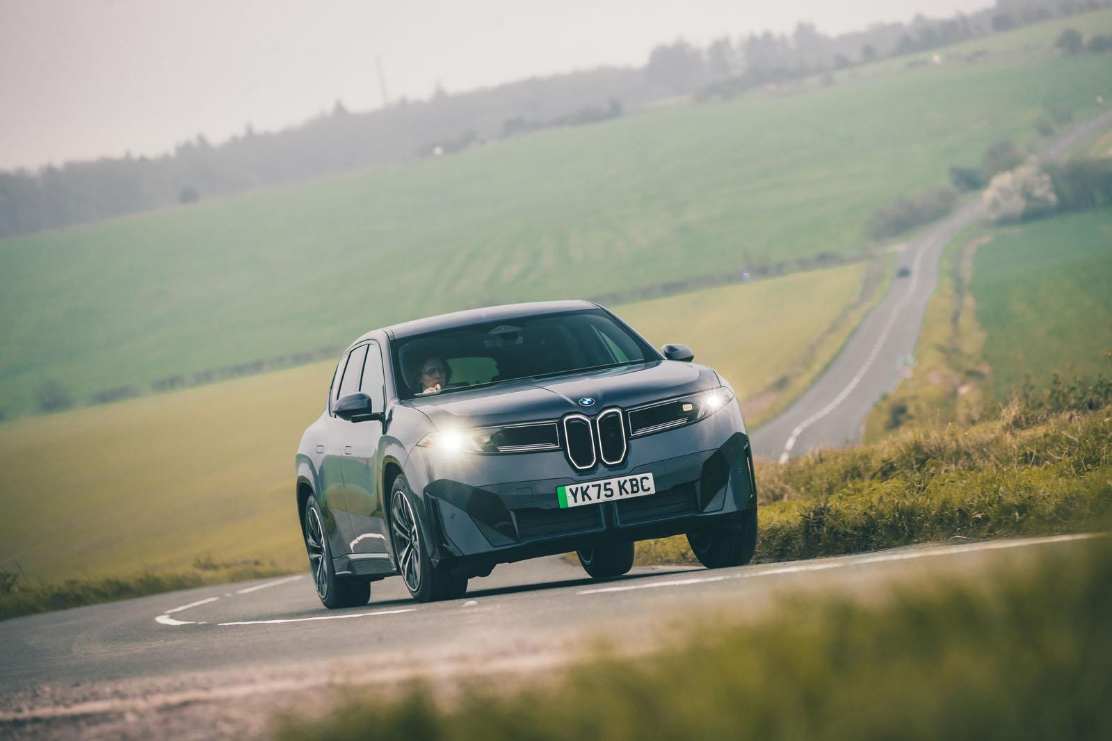 BMW iX£ road test review 2026 028