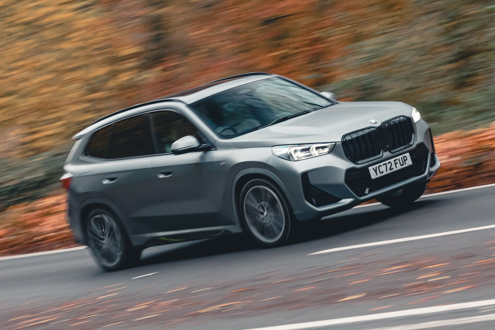 https://images.cdn.autocar.co.uk/best small suv bmw x1