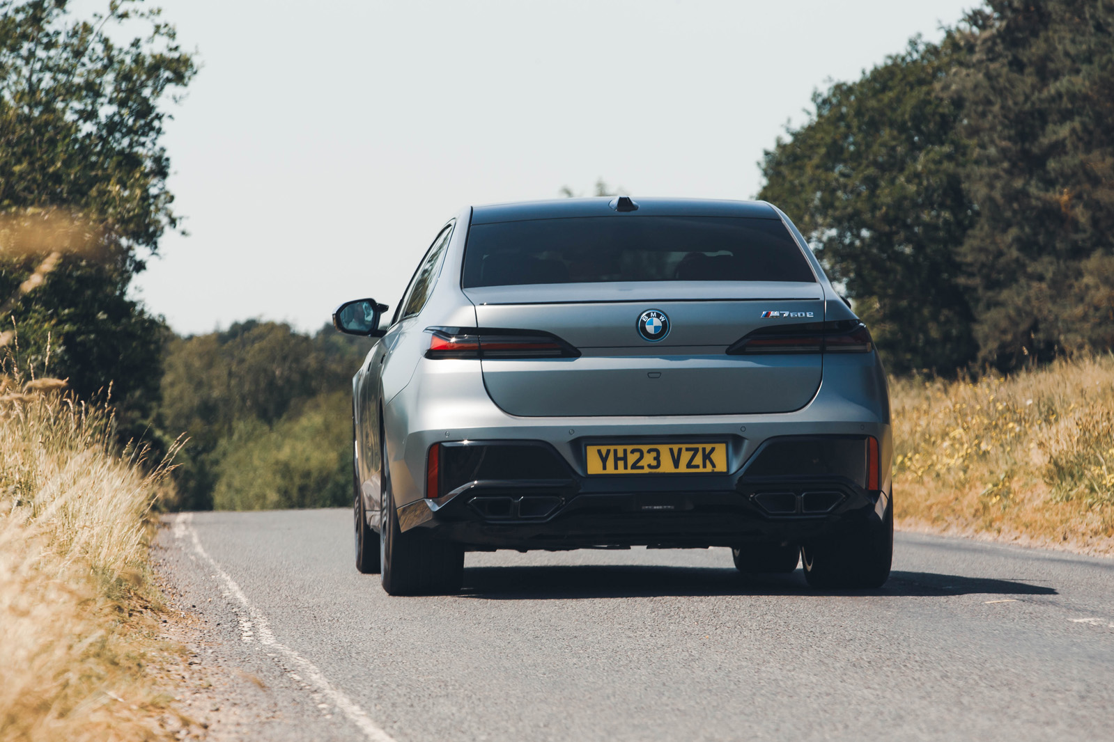 BMW M760e rear lead