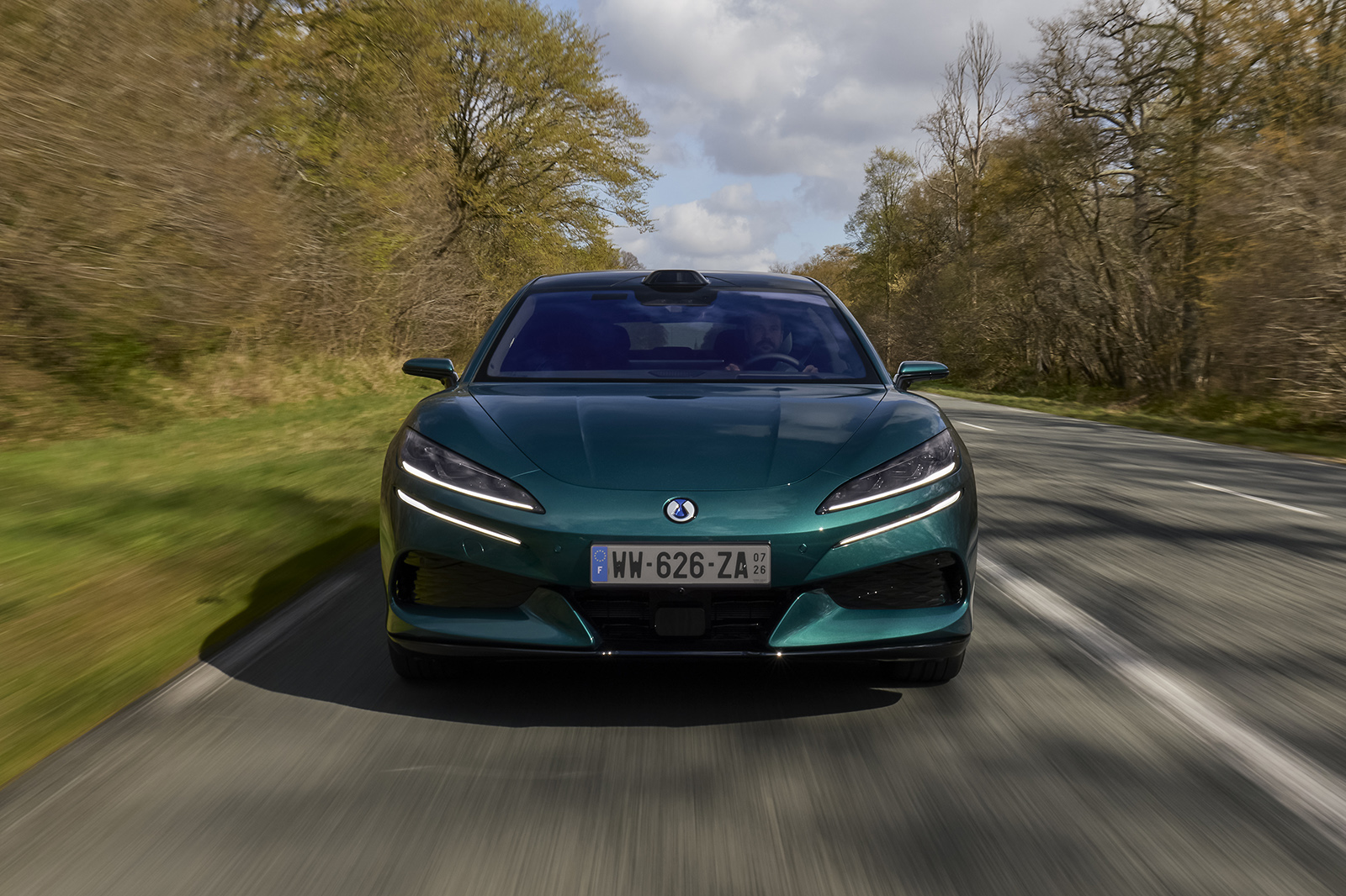 DENZA Z9GT 01DYNAMIC 010