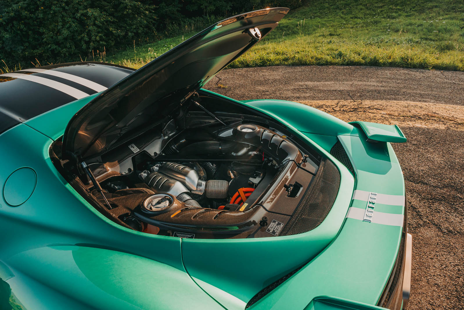 Ferrari 296 Speciale 2025 09 engine bay