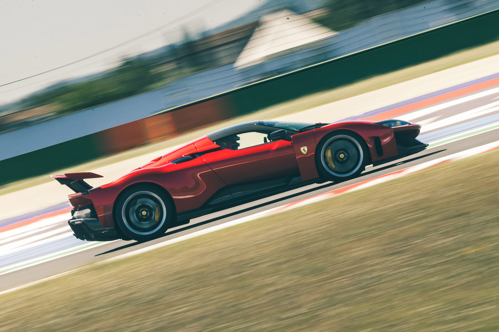 Ferrari F80 review 2025 002