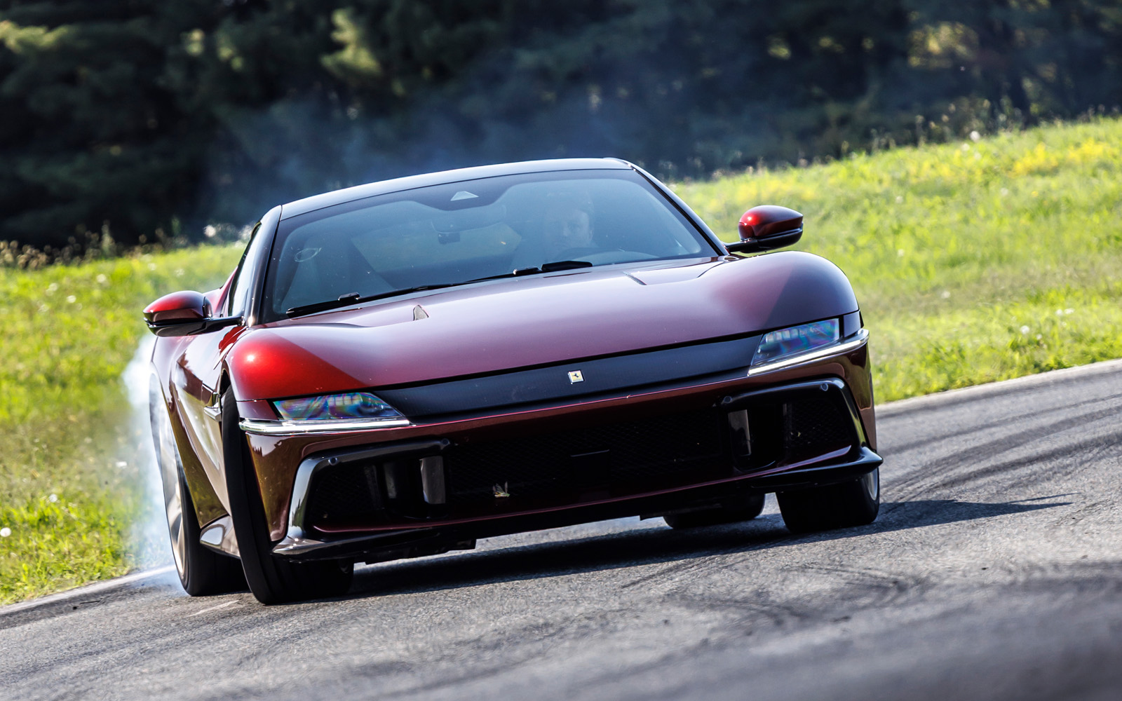 Ferrari 12Cilindri Manuale driven: Maranello goes back to the future