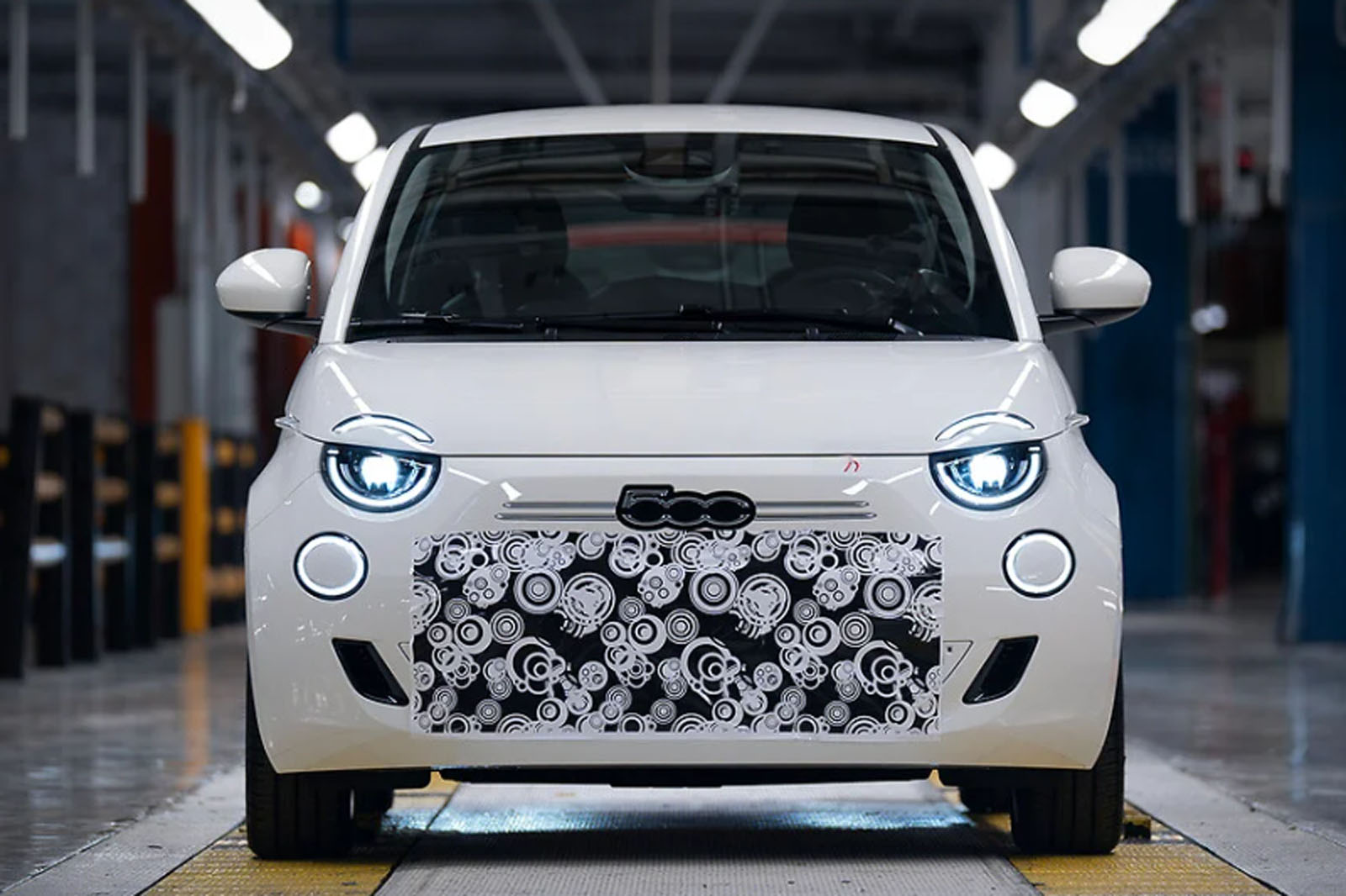 First look at new Fiat 500 Hybrid - with manual gearbox