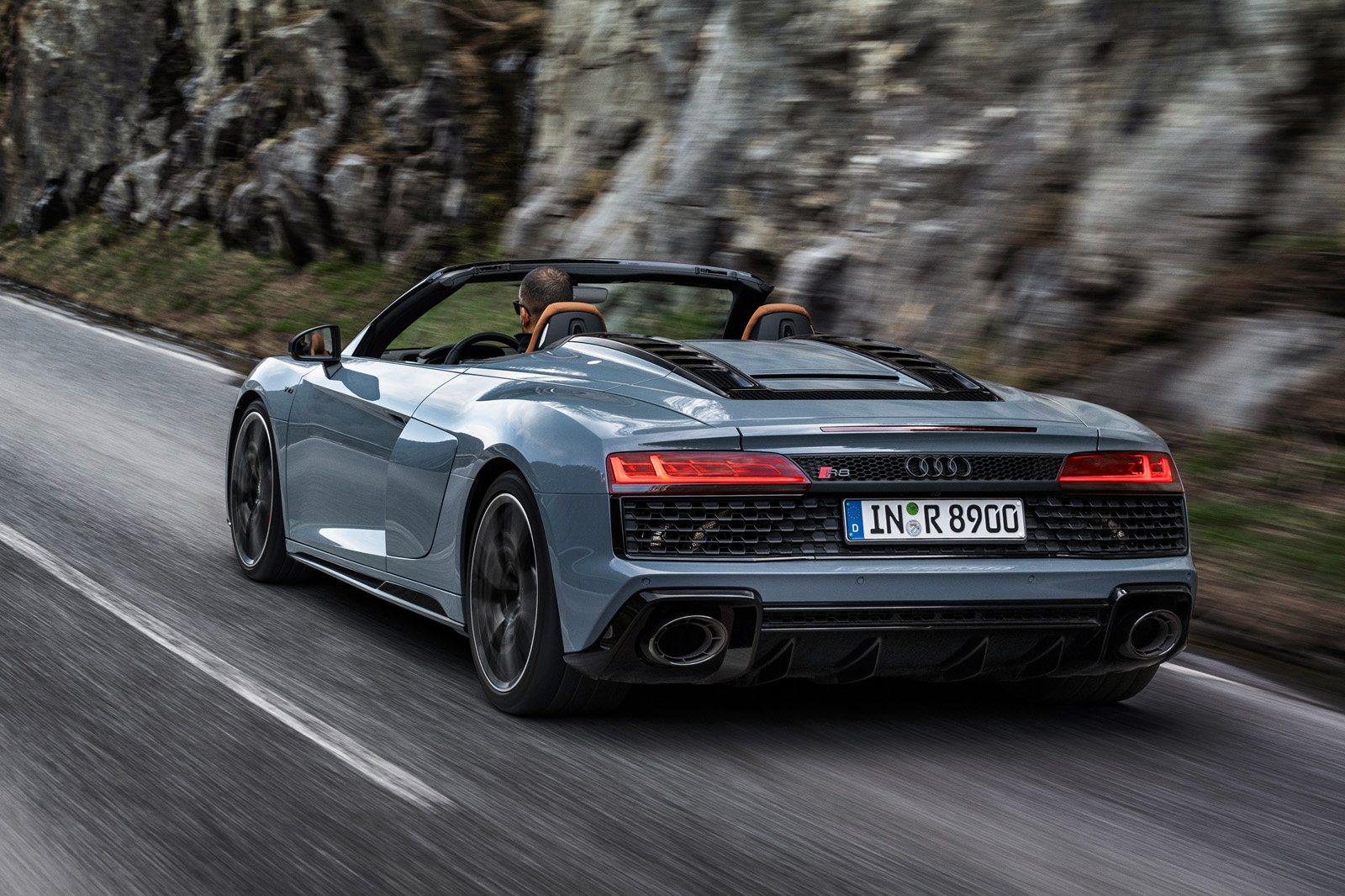 Audi R8 Back