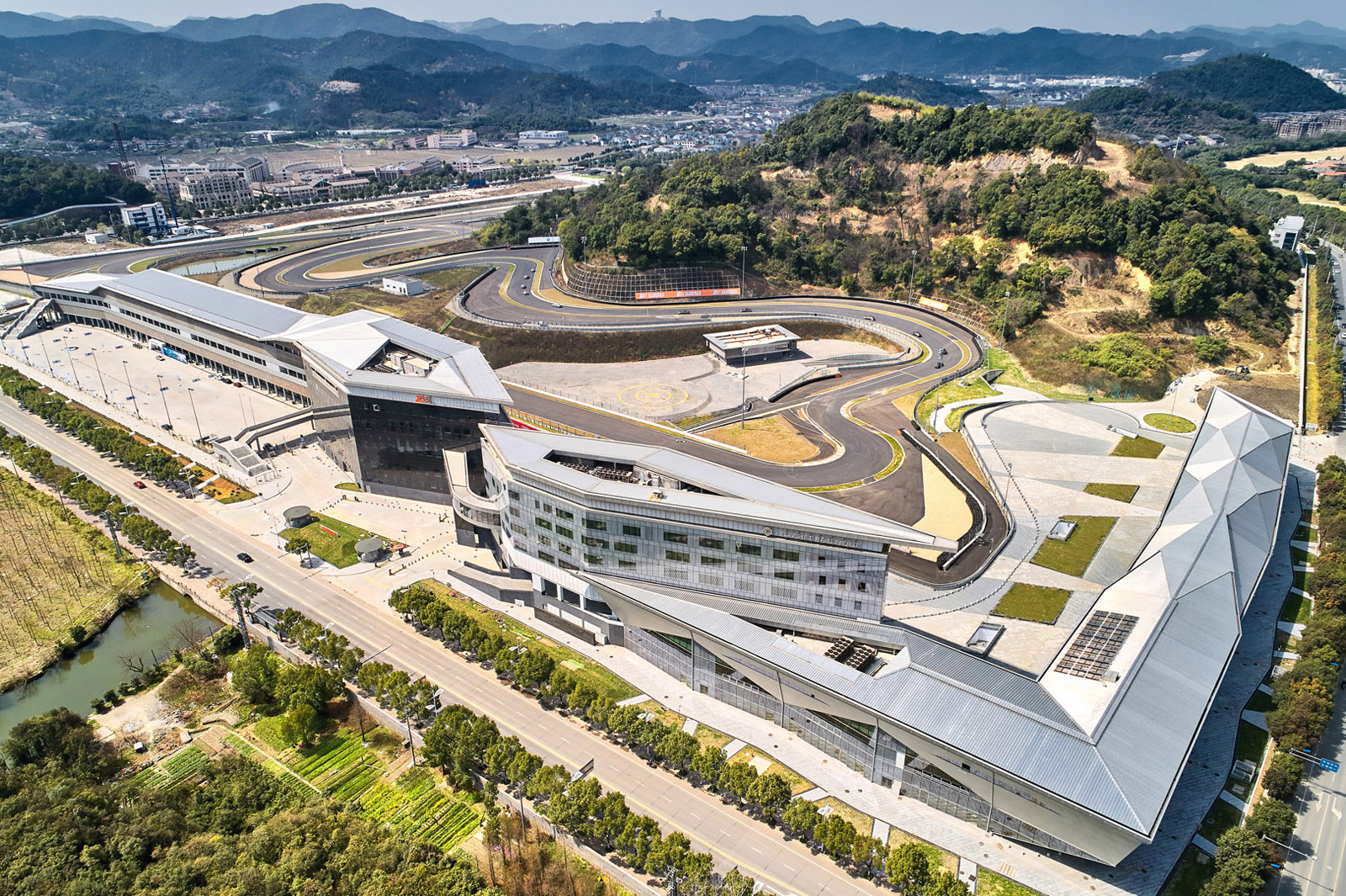 Racing Course Designs Auto Race Track Design Porsche's New 911 GT3 R Rennsport Track Car Is