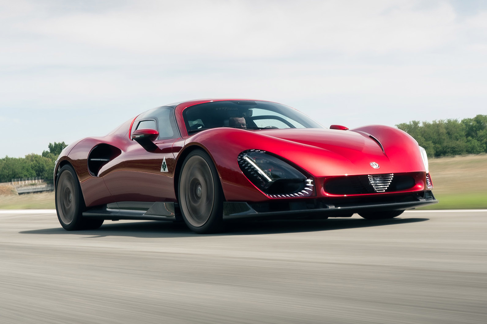 Alfa Romeo 33 Stradale重現江湖，200萬英鎊V6超跑試駕體驗