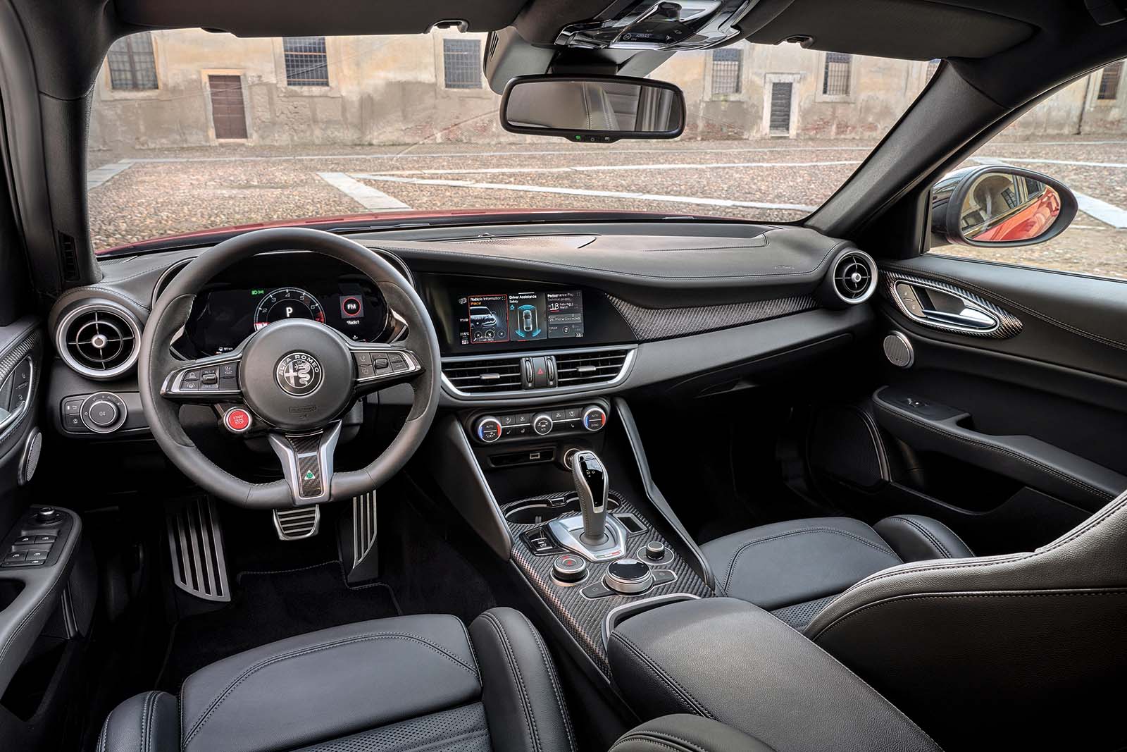 Alfa Romeo CEO: our interiors must remain "driver-focused" | Autocar