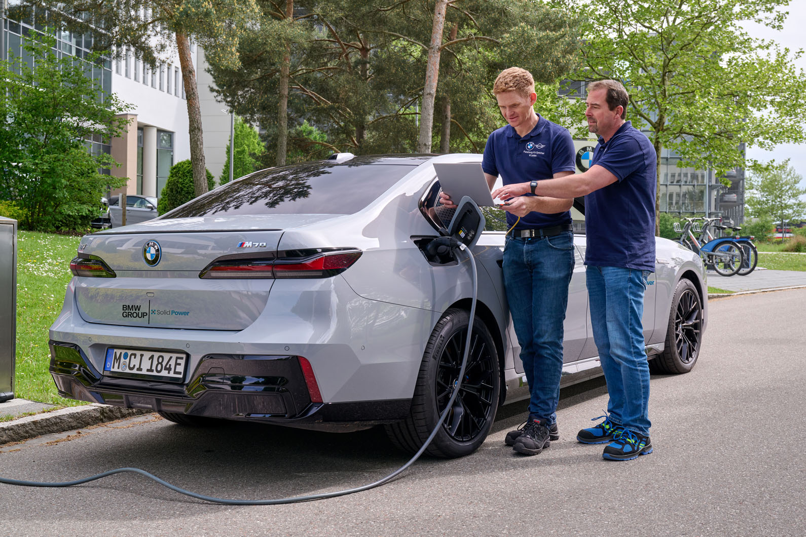 BMW fits solid-state battery to i7 as it ramps up new tech testing