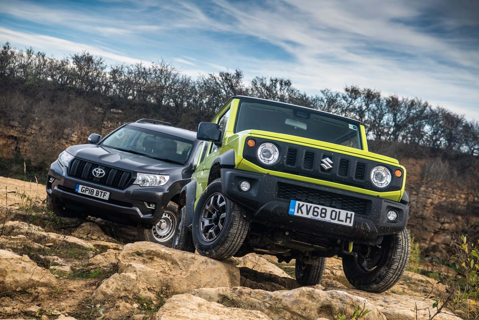 Suzuki Jimny vs. Toyota Land Cruiser off-road | Autocar
