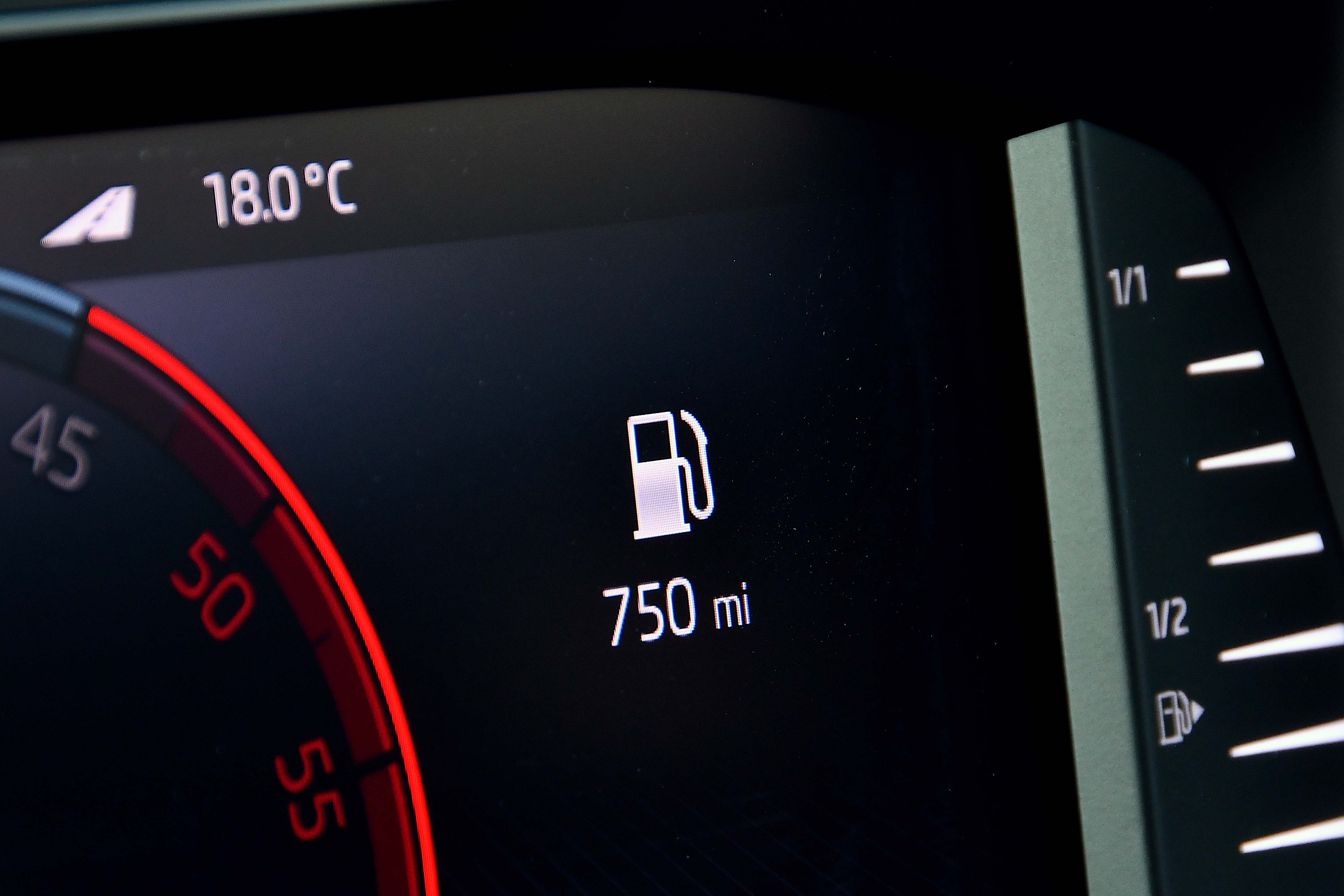 我愛柴油，也會懷念 Golf TDI，但電動車的續航力已足夠