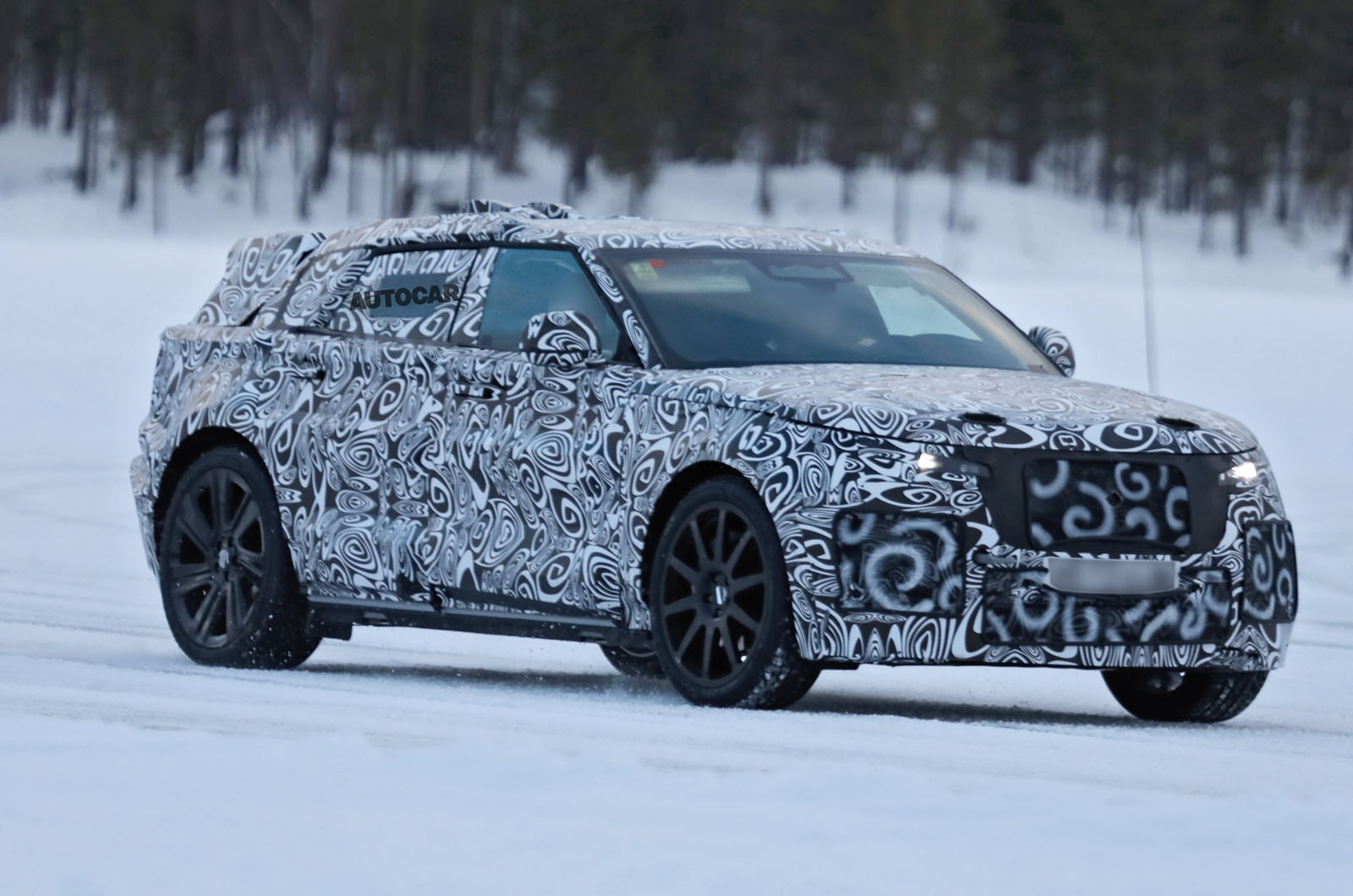 The New Range Rover Velar Goes Electric in 2026