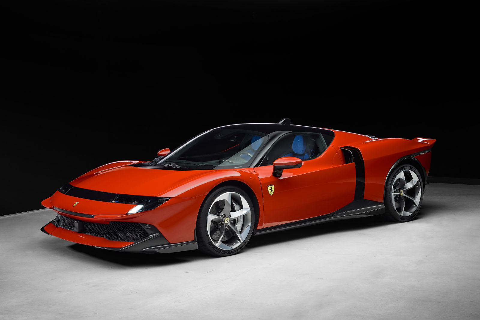 Ferrari Testarossa returns as 1035bhp SF90 replacement