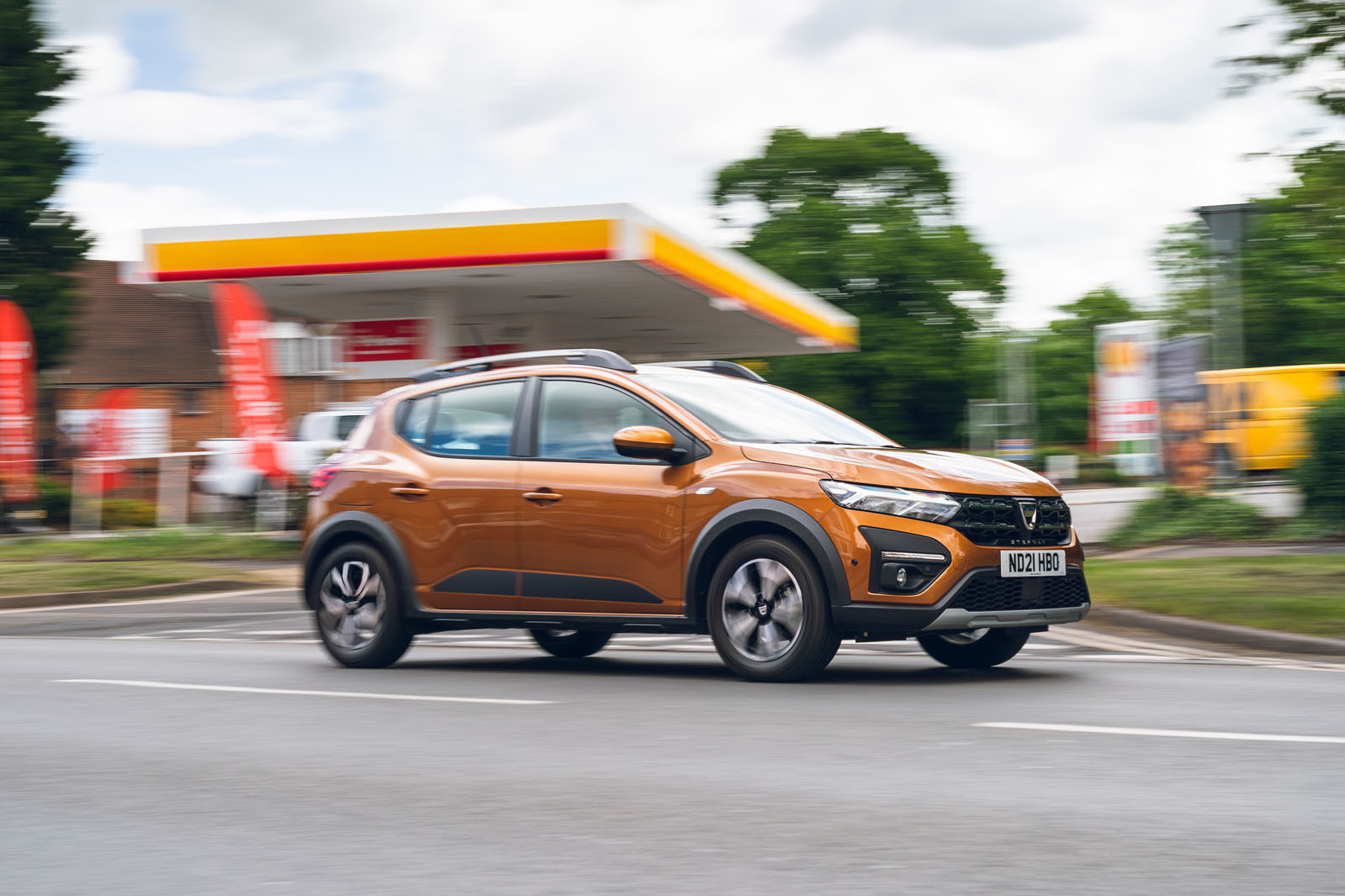 I tried these simple fuel-saving tricks and my MPG jumped 25% | Autocar