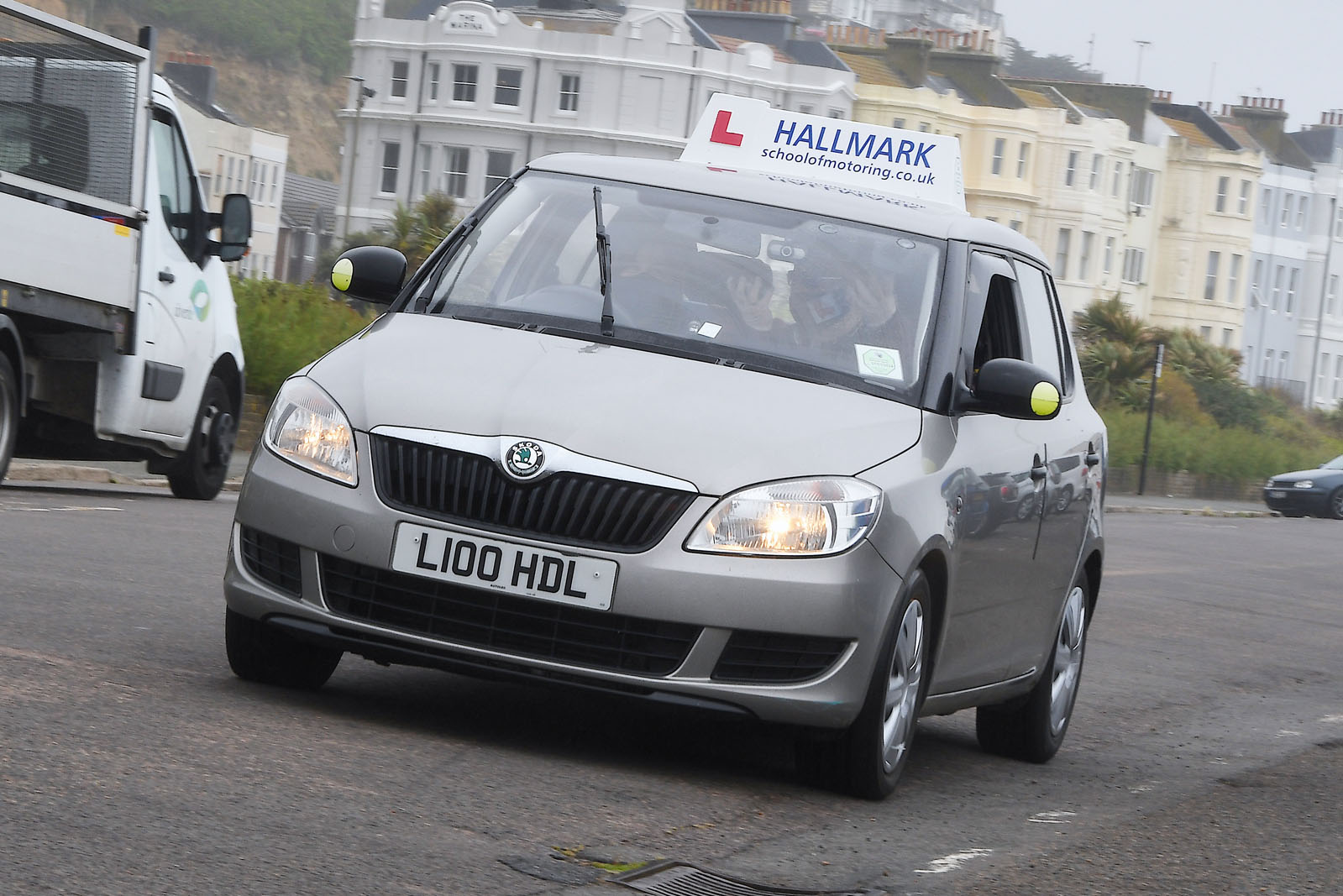 DVSA to hire 450 new examiners to cut driving test backlog | Autocar