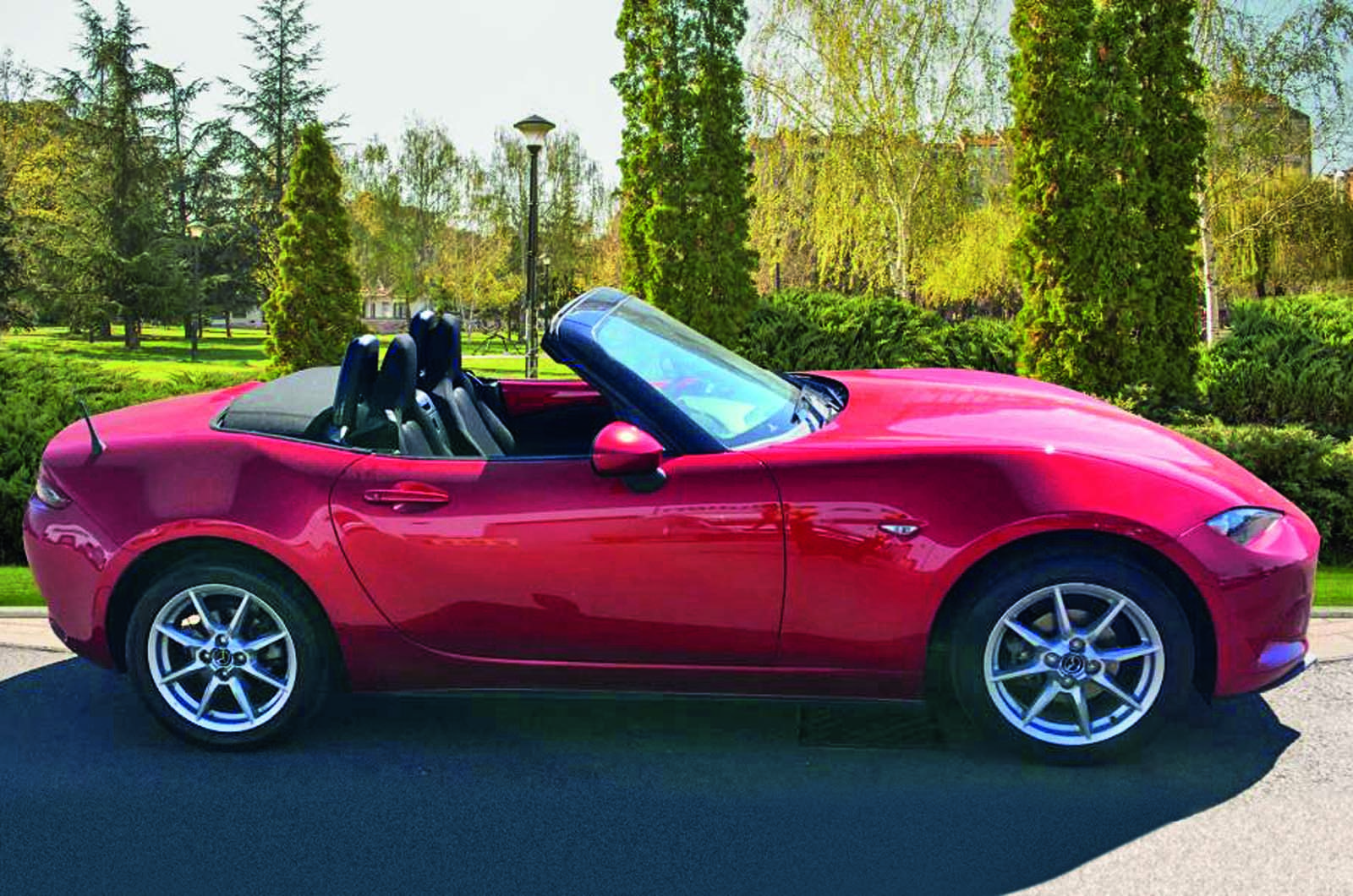 Mazda mx 5 1 5 se l 2dr 312303944 5