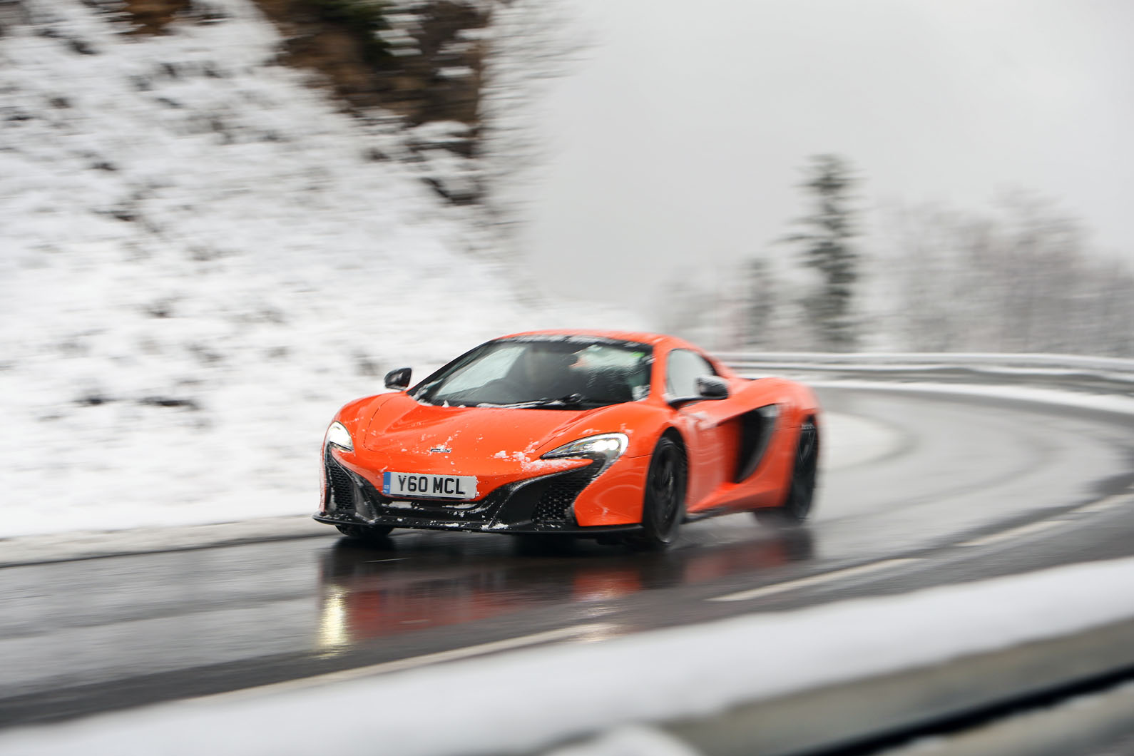 Mcalren 650s drive ac 266