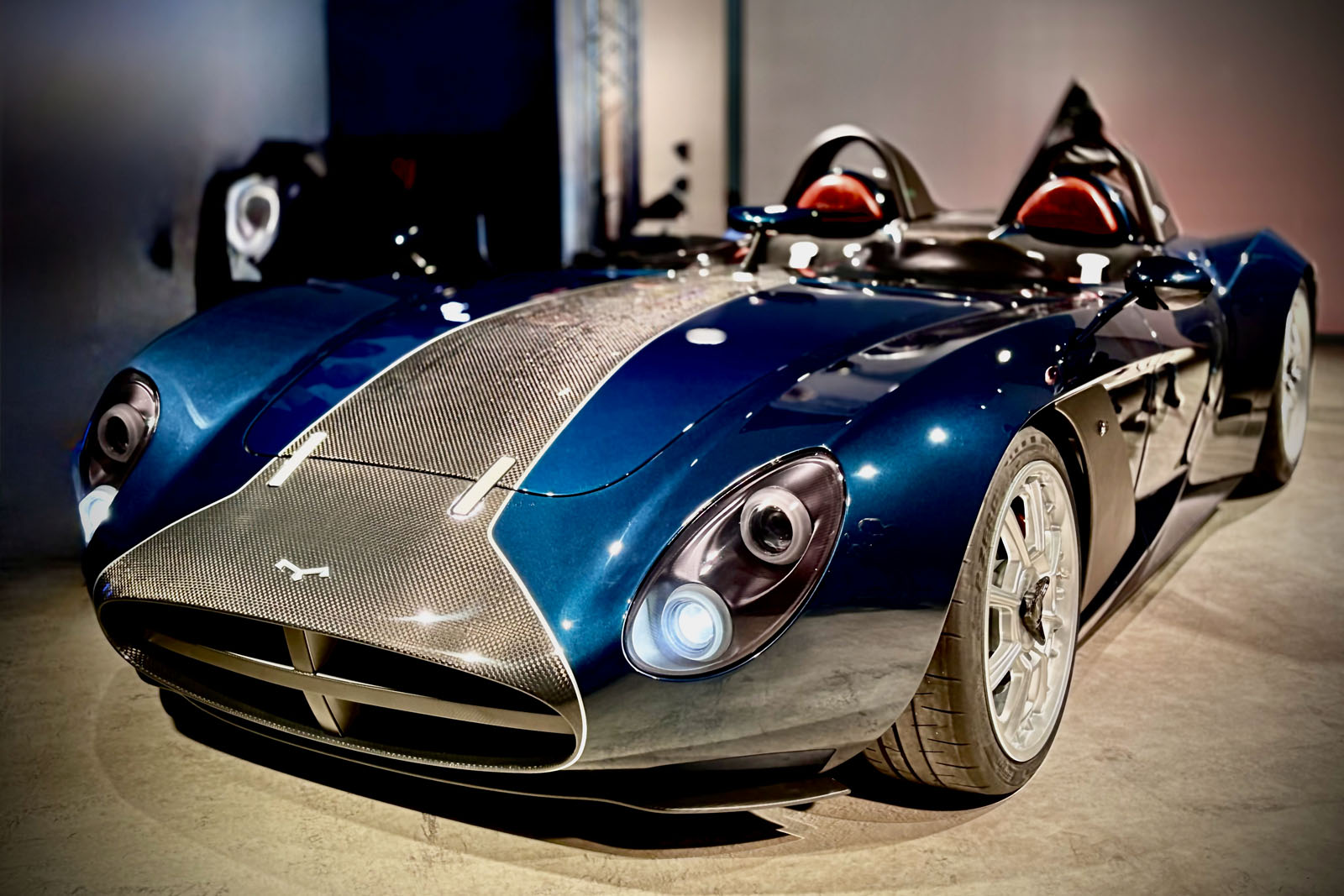 AM Rina revealed as 5.0-litre V8, manual 'box tribute to the 1960s