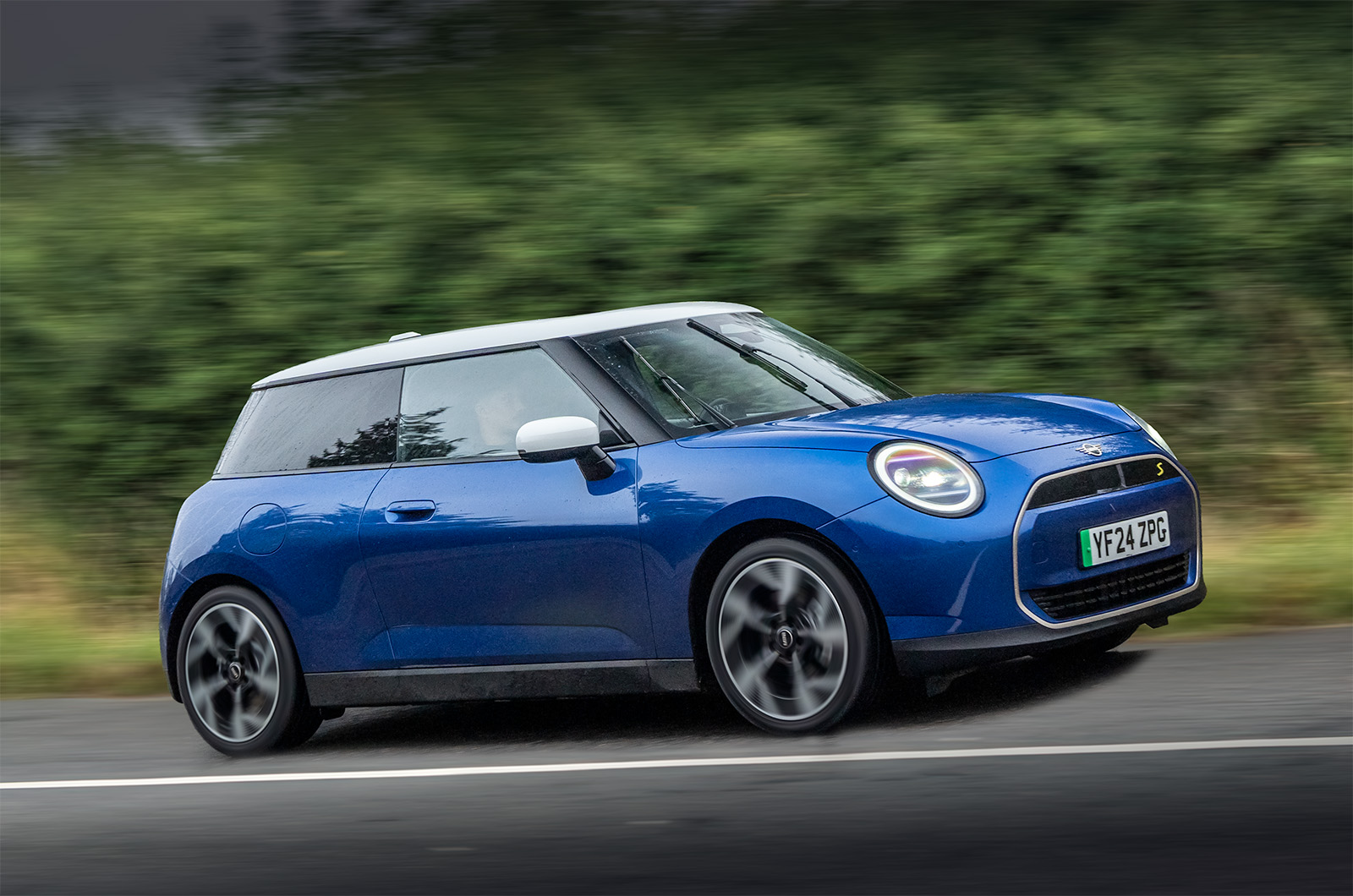 How the MINI Cooper Electric puts the joy back into driving | Autocar