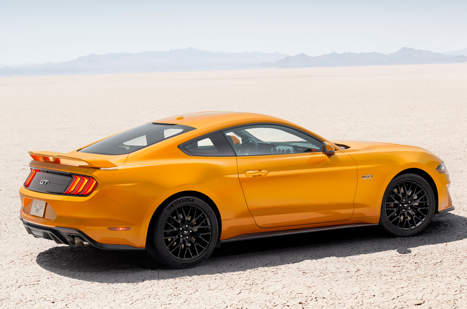 New ford mustang v8 gt with performace pack in orange fury 4