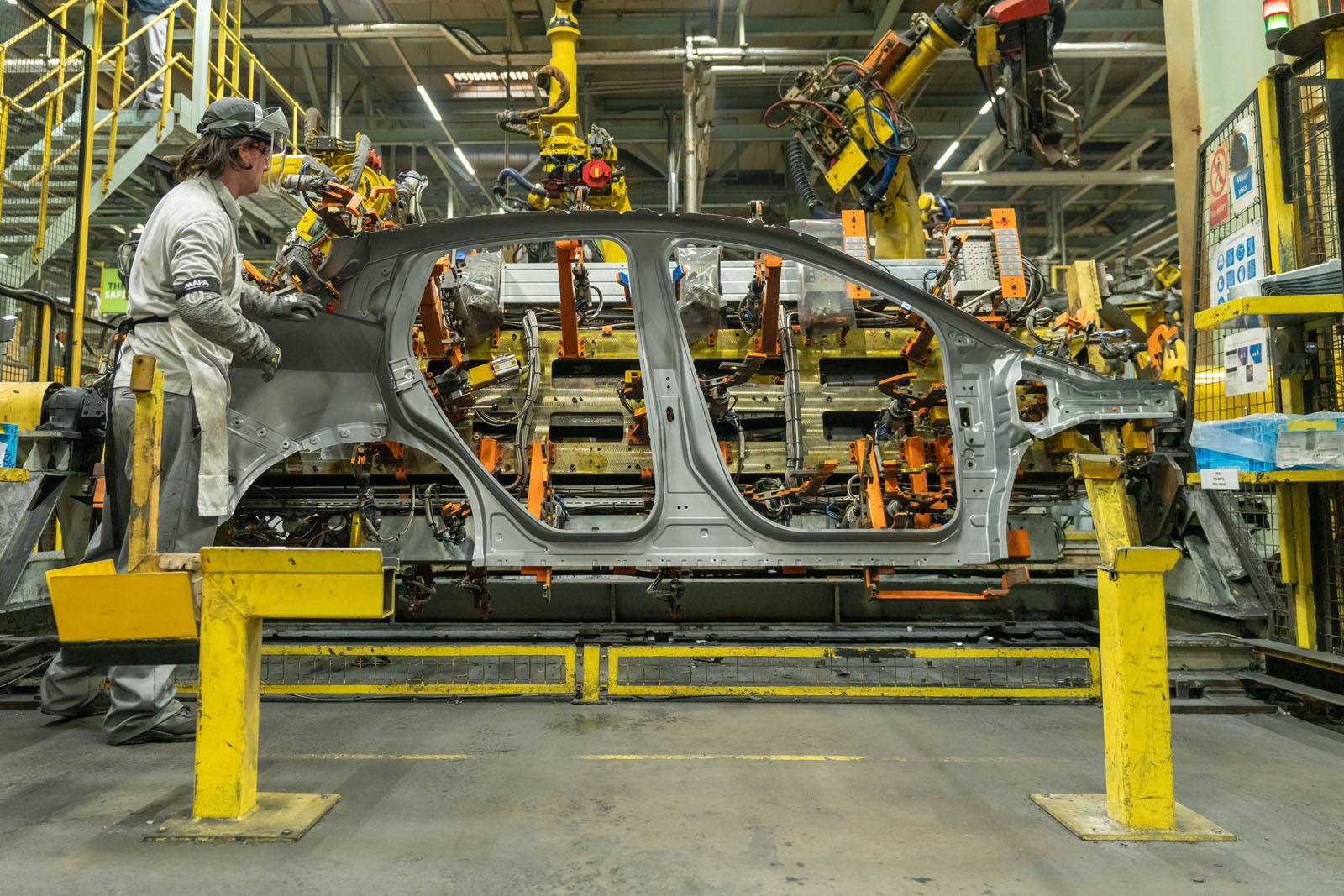 Industry warns car prices will rise as manufacturers battle supply struggles