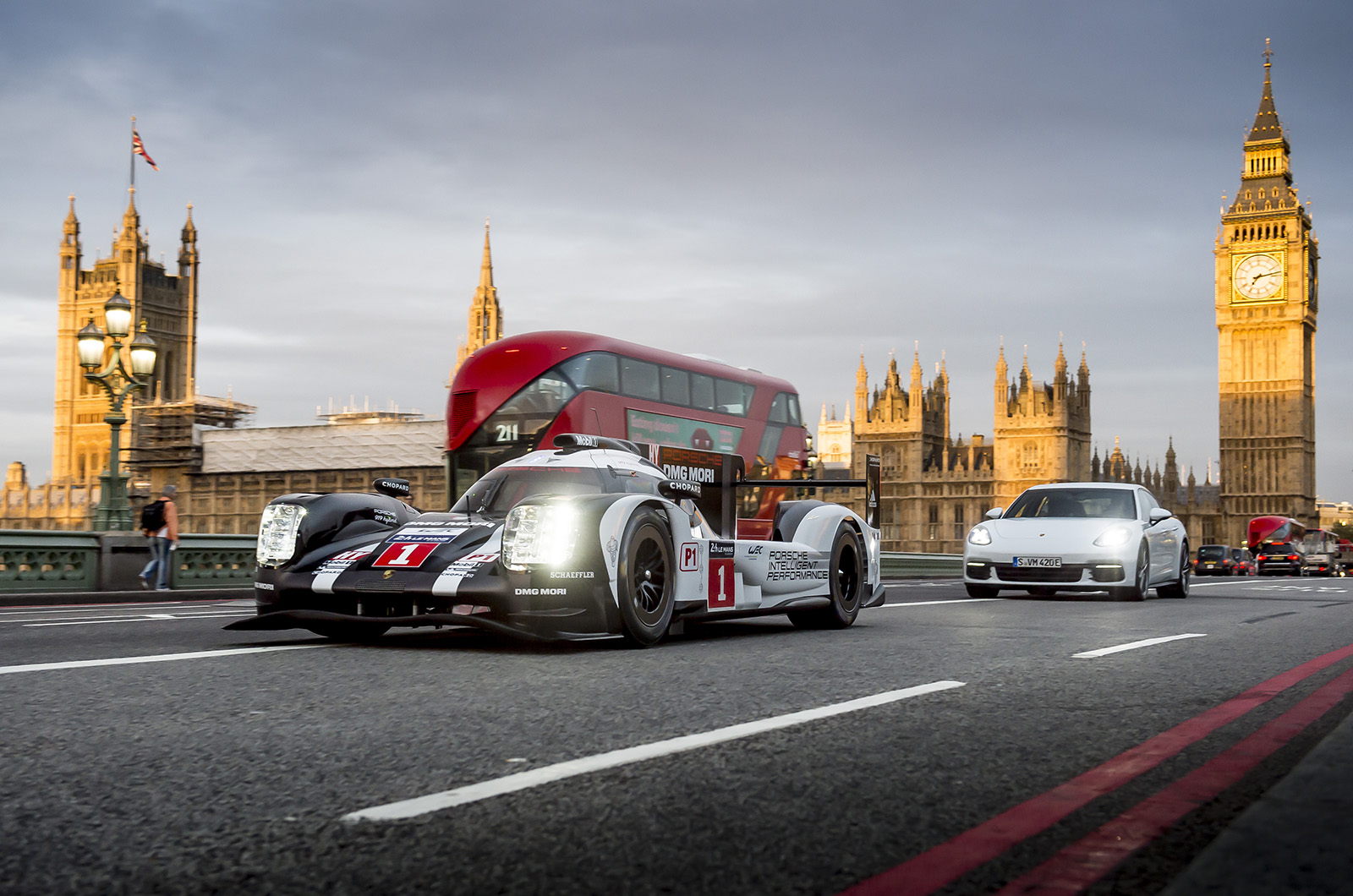 Lendon Racing Car Races London