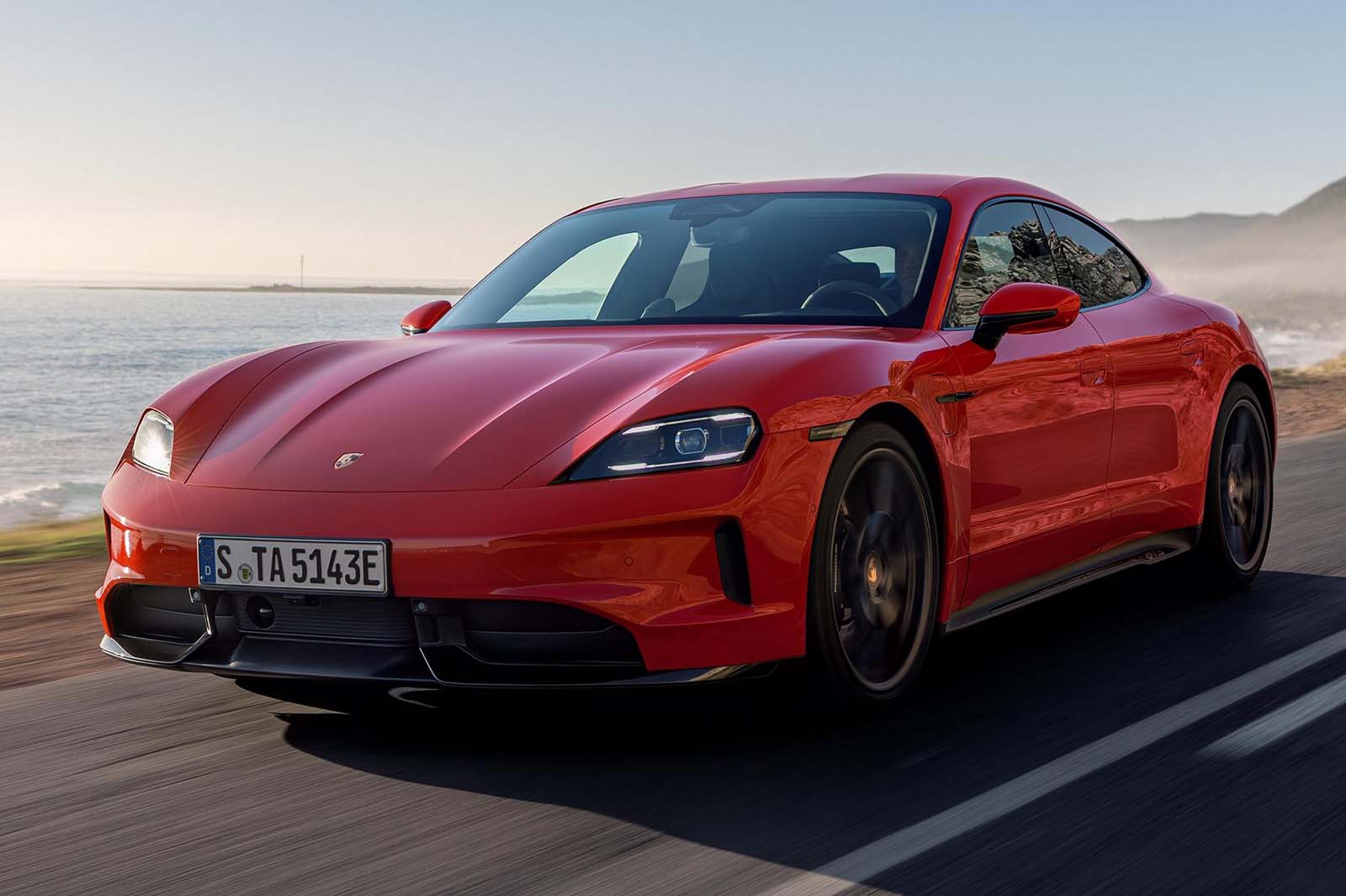 Porsche Taycan se dočkal převodovky: Jak se elektrická legenda vrací do hry