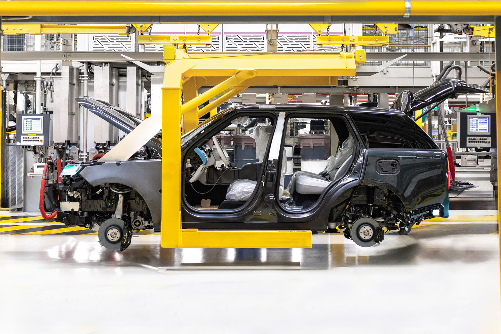 Pricier cars, fewer staff: JLR's plan to boost profits takes shape